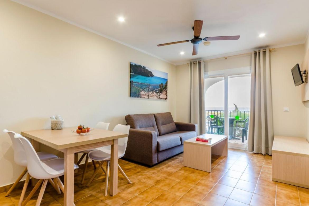 Apartamentos Blancala Кала-Бланка Екстер'єр фото