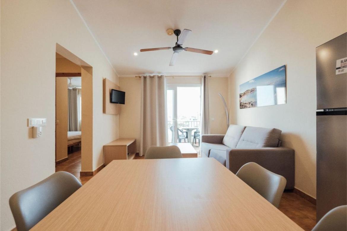Apartamentos Blancala Кала-Бланка Екстер'єр фото